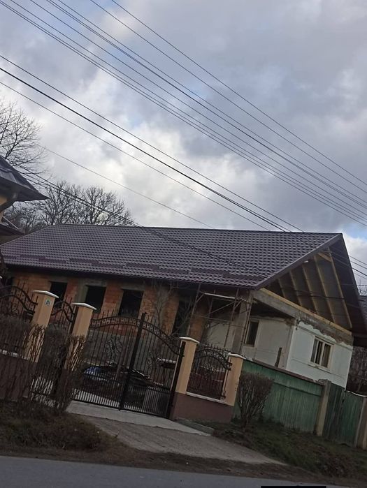 Executam acoperișuri montaj țiglă metalica reparatii Acoperis