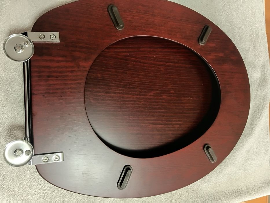 Продам крышка для унитаза