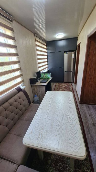 Сотилади Бодомзор 3 хона Кирпич 68м2 Балкон 2х6 3/4/5 78.500$