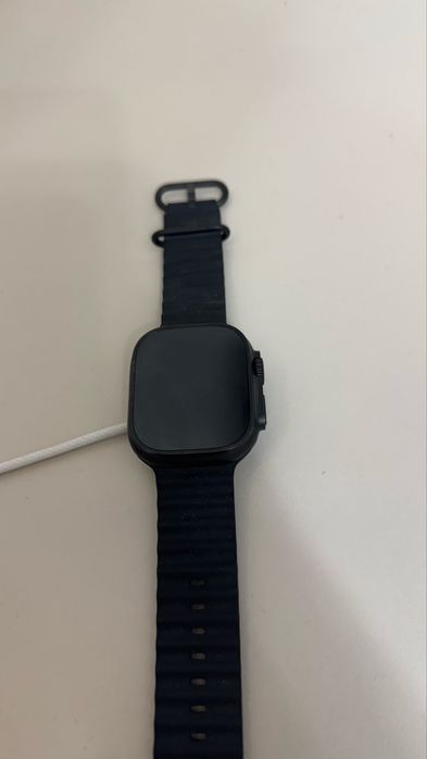 Apple Watch ultra 2 49mm Black 100%
