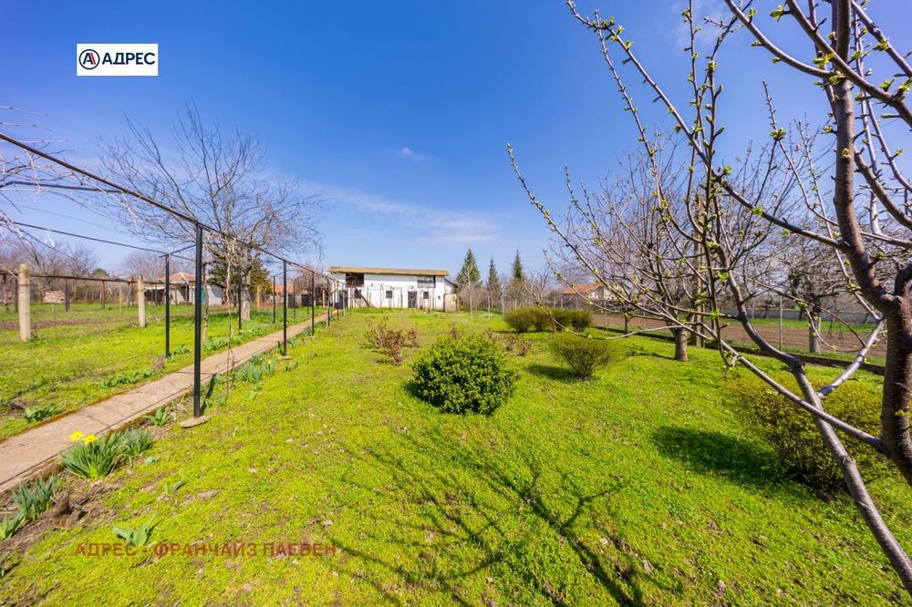 Продава се Къща в с. Коиловци, Област Плевен - 130 кв.м за 392 €/кв.м - Снимка #4