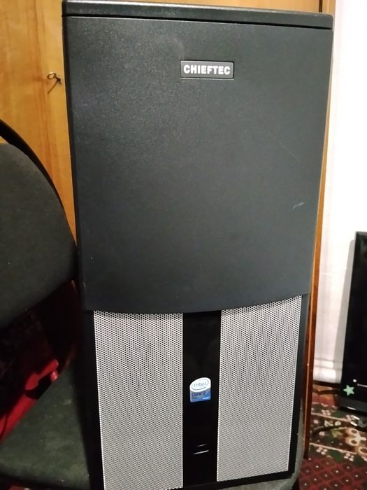 Компьютер, системный блок с монитором