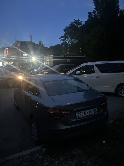 Продам лада веста