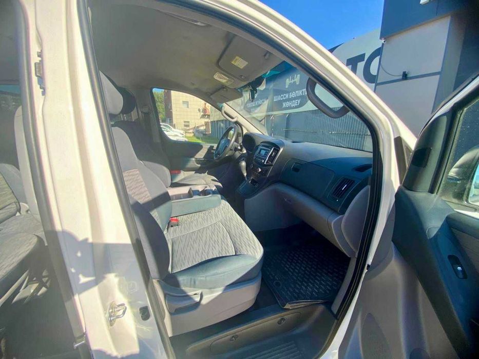 Продам Hyundai H -1