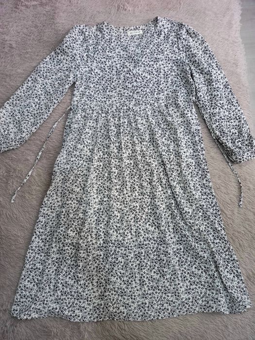 Продам платья 9/10