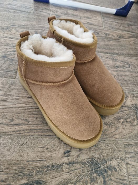 Ghete ugg piele, nou nout marimea 38