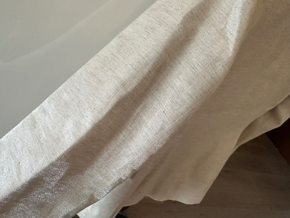 Ново Златисто бежово сако размер S RESERVED