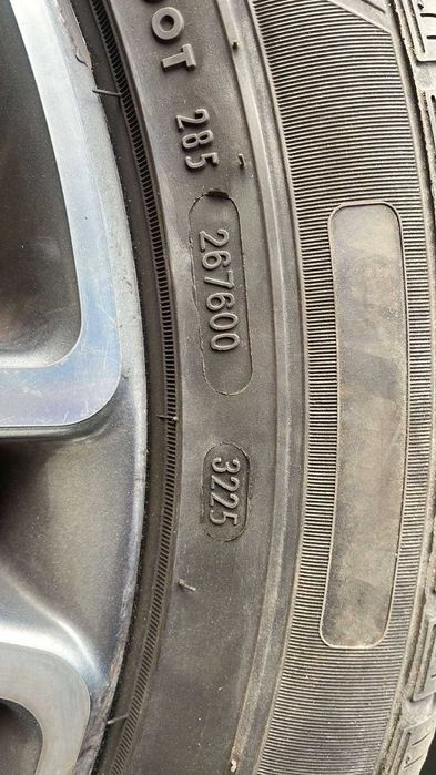 Оригинални джанти на мерцедес със зимни гуми 245/45R18