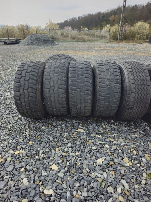 Anvelope 18 / 22.5  ( 445 r 22.5  )