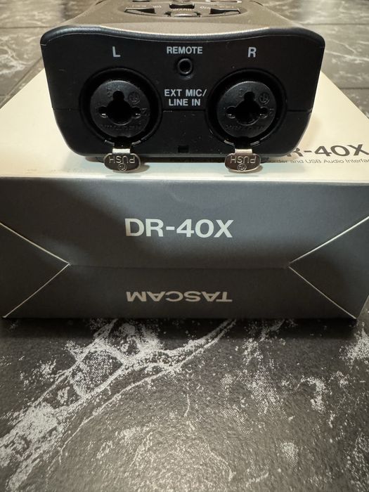 TASCAM  DR-40X Ca nou