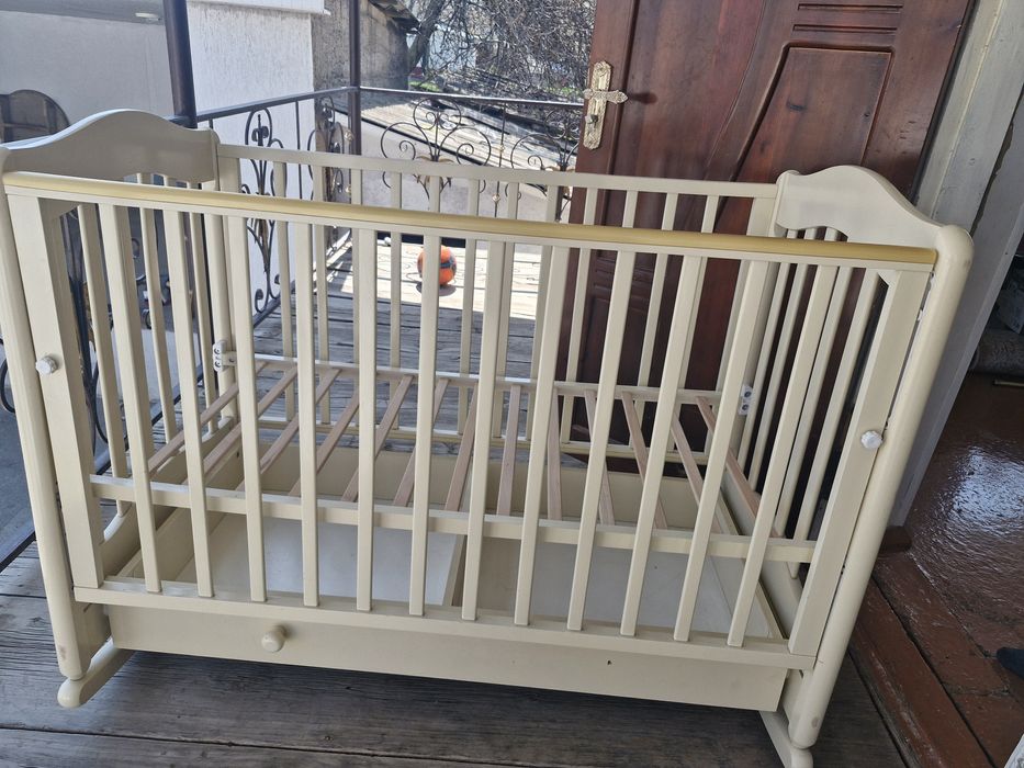 Продам детскую кровать