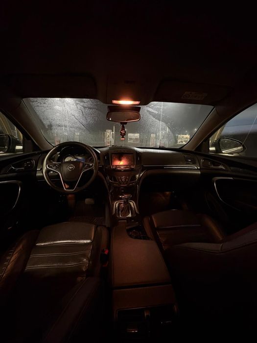 Opel Insignia Limousine • Automat • 2016 • 1.6D •