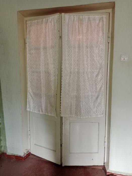 Отдам рамы,двери бесплатно