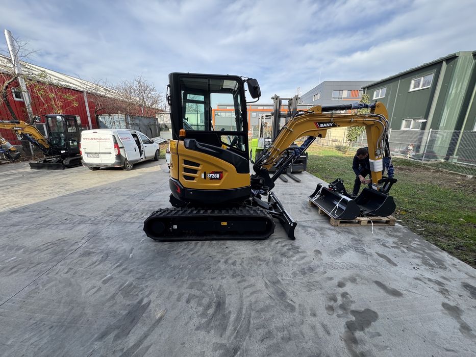 Miniexcavator Nou de inchiriat ,servicii profesionale