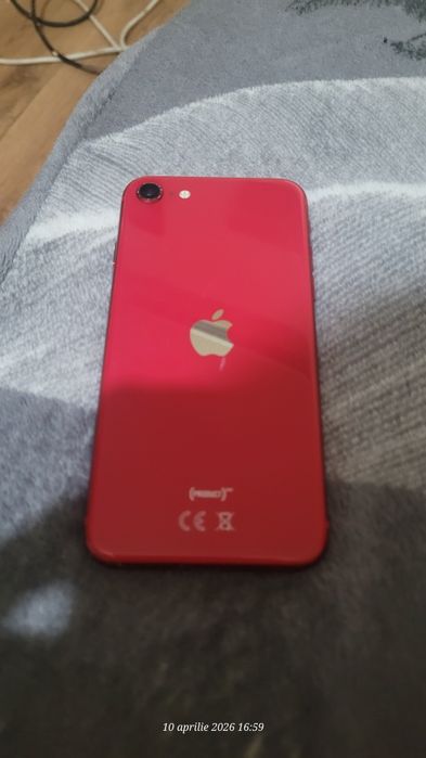 Vând iphone se 2022 pentru piese urgent