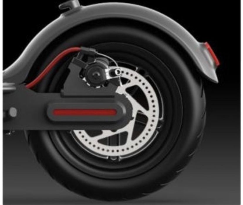 Продам электро самокат xiomi m365 pro