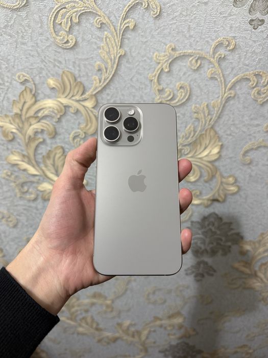 Iphone 15 pro max 8/256