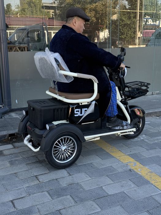 Семейный Мини электро трицикл  3 сидениями для пассажиров | новое