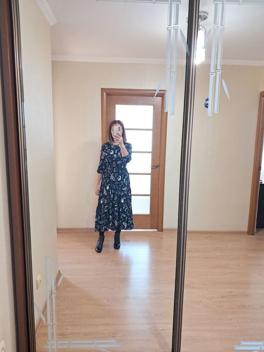 Продам новое платье бренда Ostin