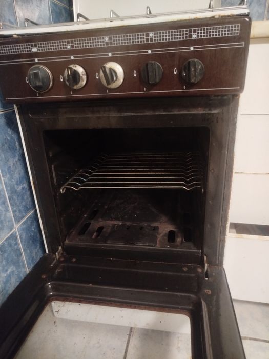 Aragaz pe gaz (funcțional)