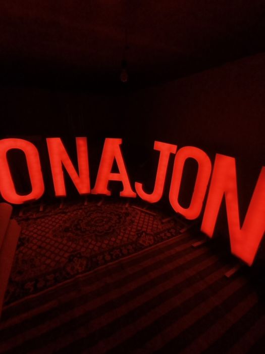 Onajon yozuv sotiladi