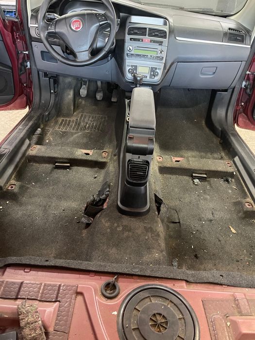 Curatare scaune auto/ Solutie scaune/ Retapitare plafoane/ Tapiterie