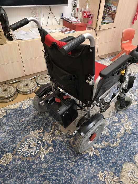 Коляска для инвалидов