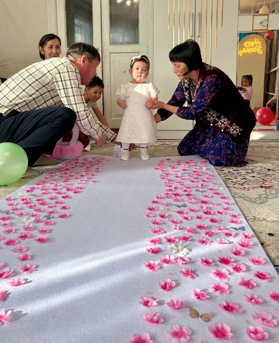 платье для празднования годика.