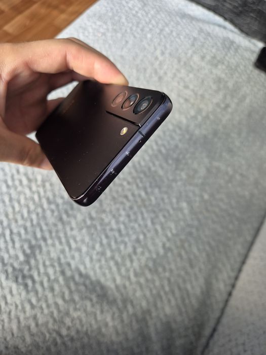 Продам Samsung Galaxy S22 128 ГБ