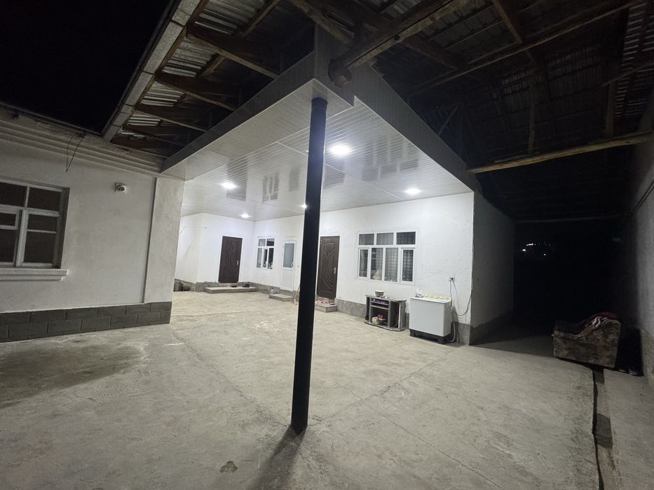 Уй сотилады яанги тошкент ортасидан 8сотик йер + 2 сотик захвати бор