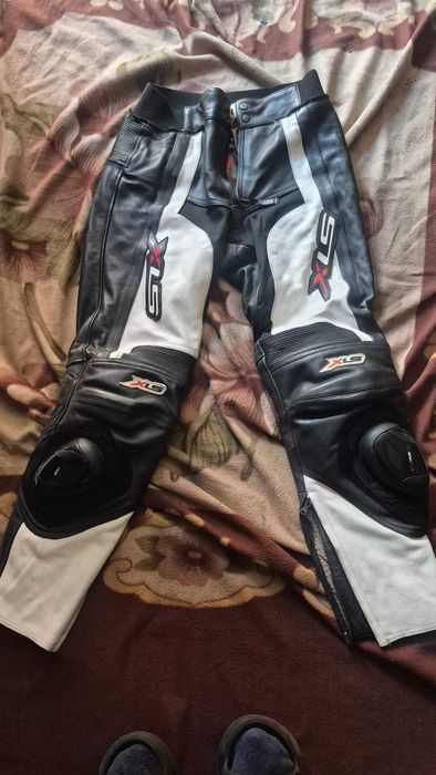 Costum moto dama