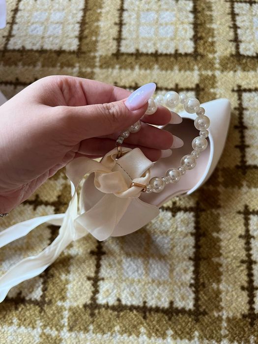 Дамски обувки нови