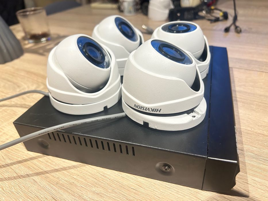 Комплект видеонаблюдение – HIKVISION + DVR Sansco