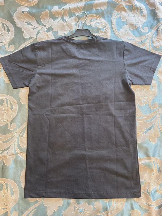 Tricou Burberry.