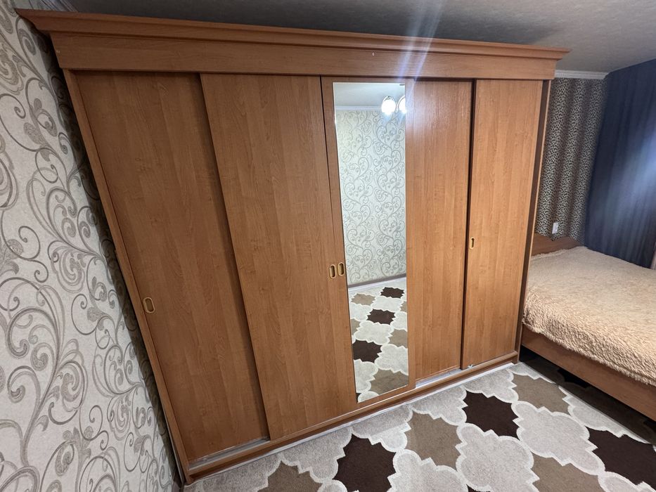 Спальный гарнитур