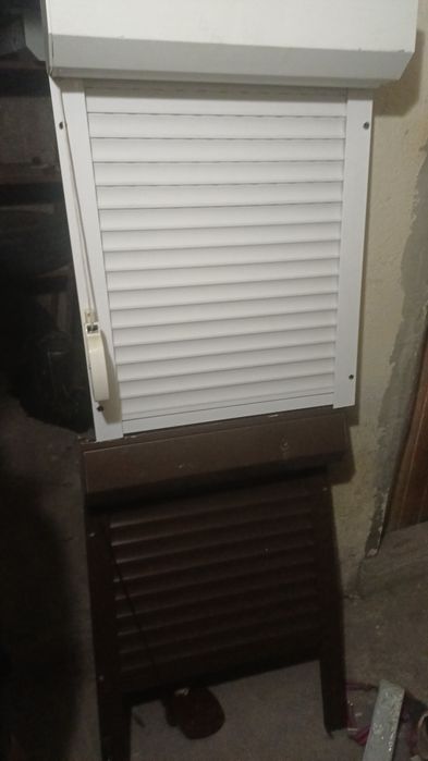 Ролетни щори за малки прозорци