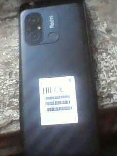 Продается телефон