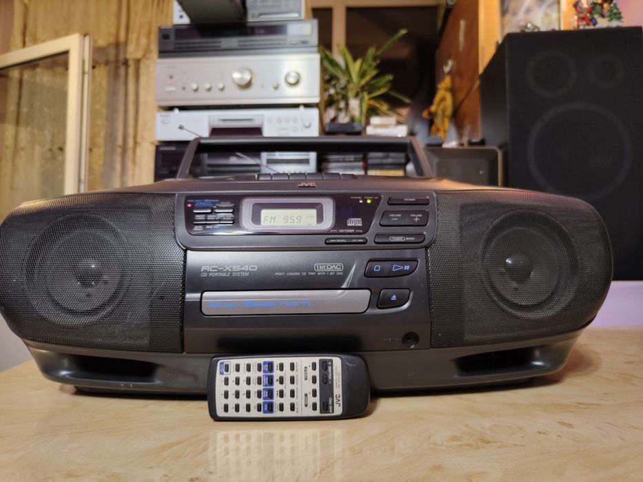 Radiocasetofon cu CD JVC RC-X540 Boombox