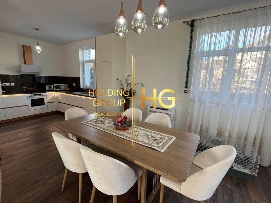 Къща в Варна-м-т Ален Мак площ 270  кв.м