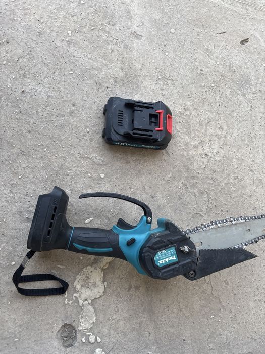 Есть гарантия 1 ниделя