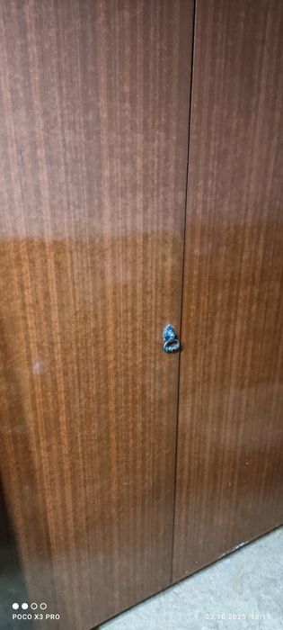 Шифоньер трёхстворчатый продам