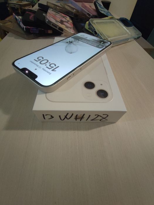 IPhone 13 5G / 128GB  / Starlight
