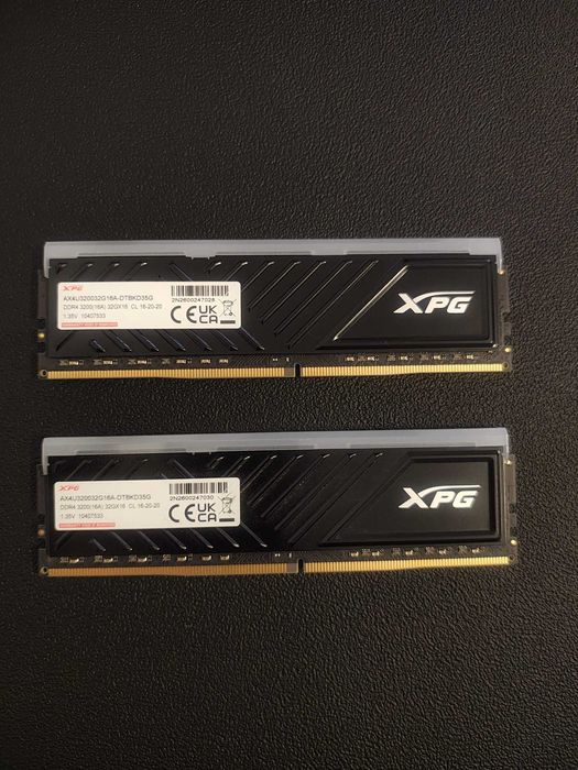 128GB / 64Gb Memorie RAM XPG DDR4 3200mhz 32Gbx2 Spectrix RGB