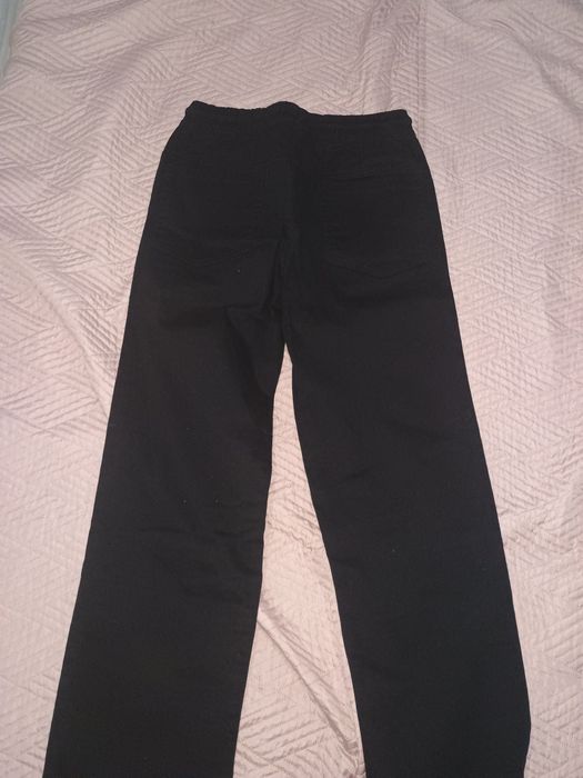 Pantaloni negri casual