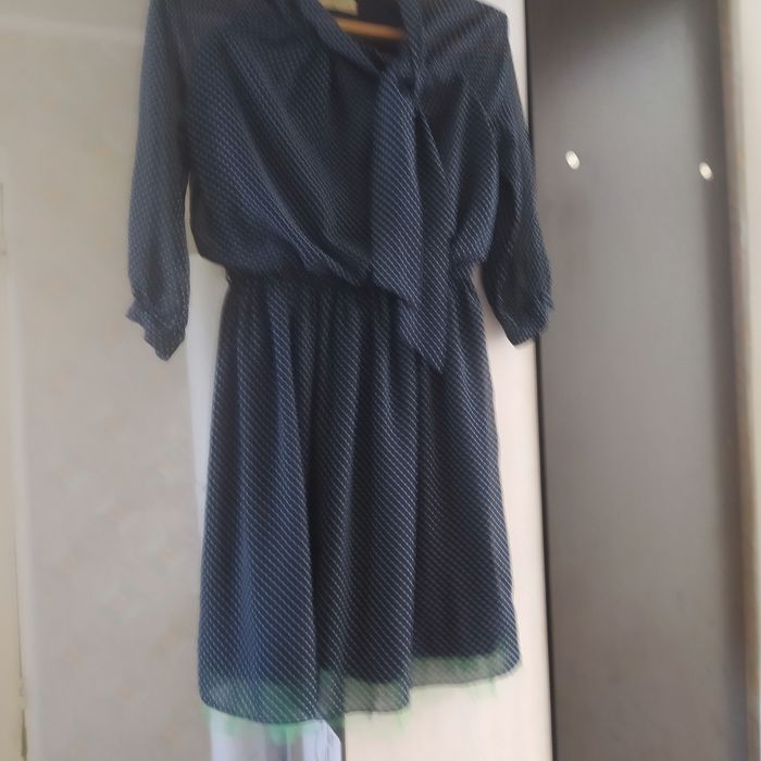 Продам платье новое