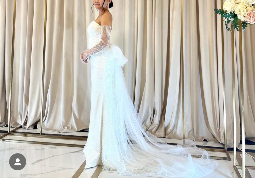 Свадебное платье