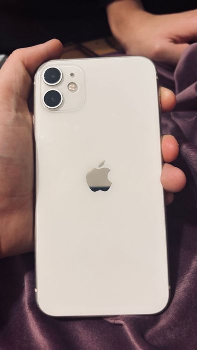 продам Iphone 11