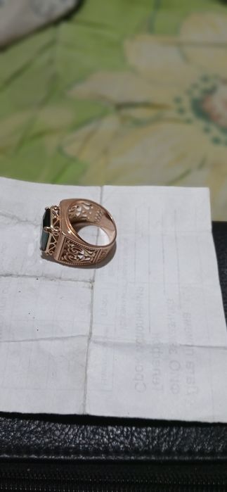 Продам Перстень Золотой.