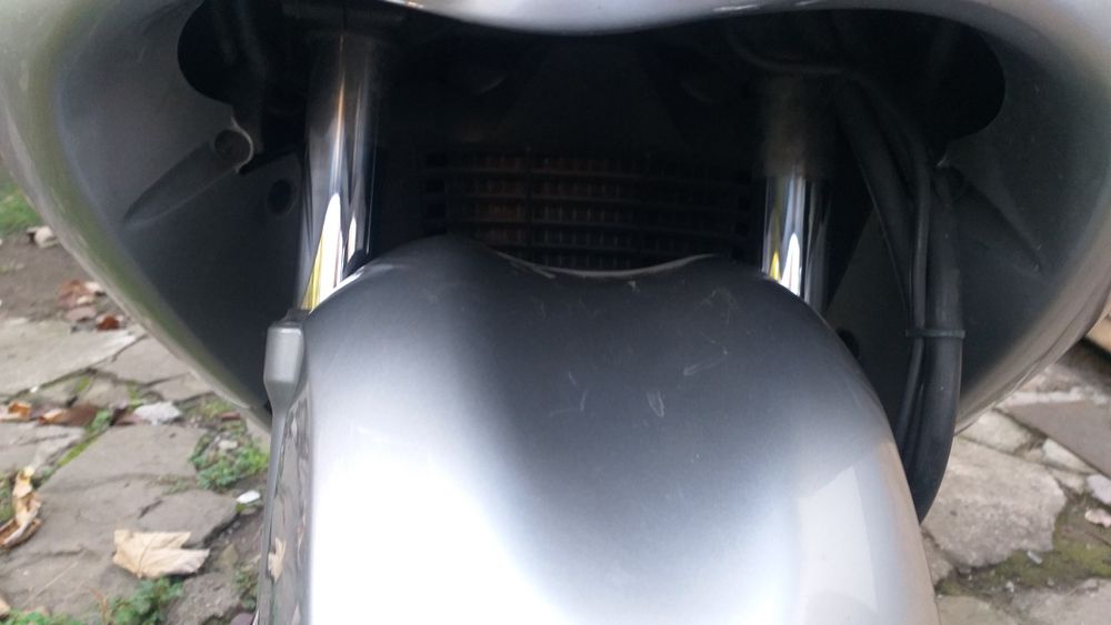 Suzuki Burgman 250,400 сузуки бъргман 250 мерцедесовия стоп 2000 год.