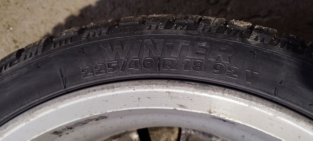 Зимни гуми с джанти 225/40/18